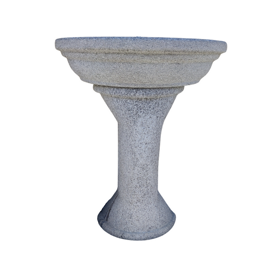 Fontanella a muro in granito antico