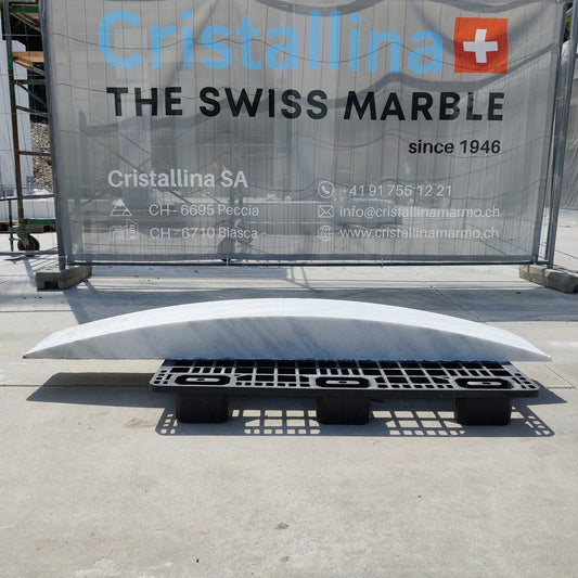 Elemento sagomato in marmo Cristallina White Striato