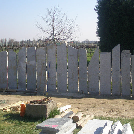 Palizzate da crosta in granito Maggia