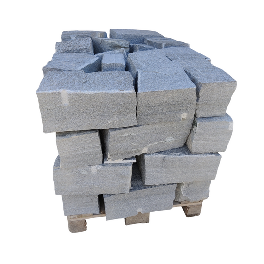 Pierres de mur en granit Maggia Wild - palette