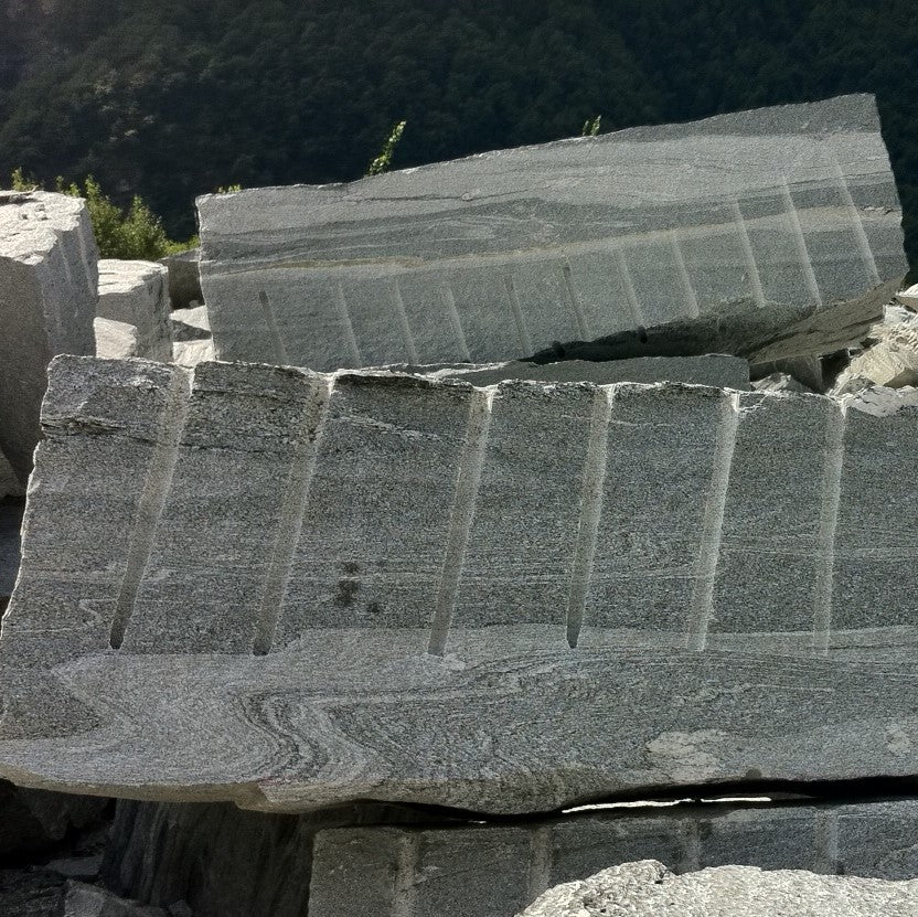 Blocs de granit Maggia 50 x 50 cm